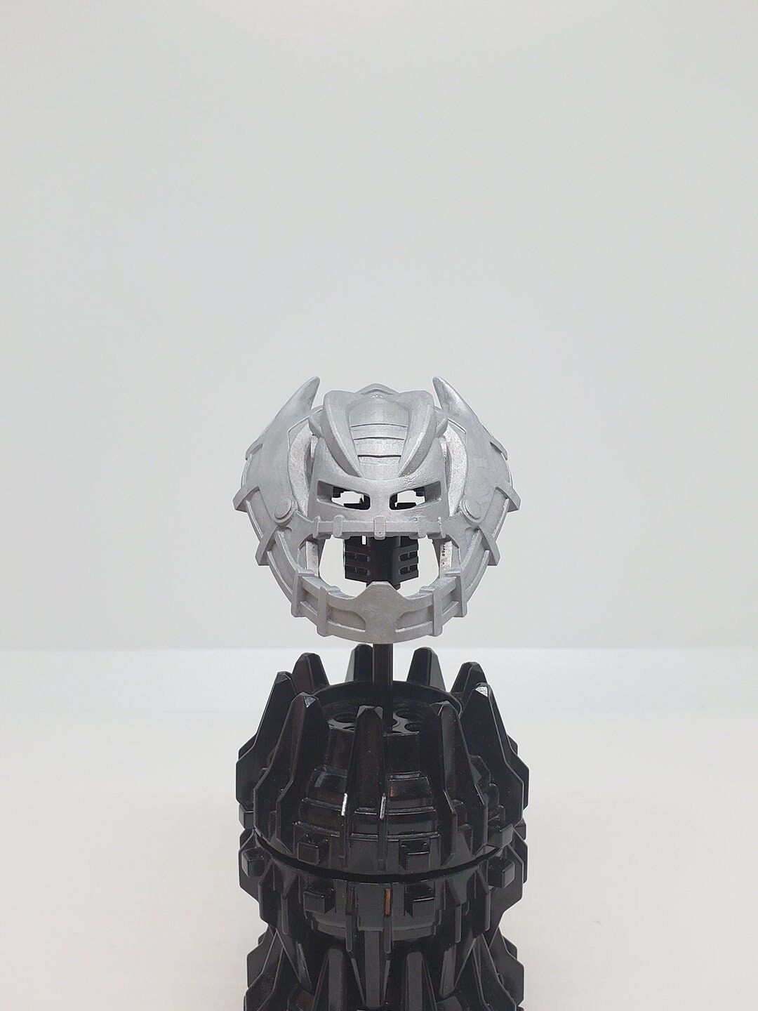 Vezon Head [Olmak-Fused] | Mask of Dimensional Gates Fused to Vezon's Head, Silver