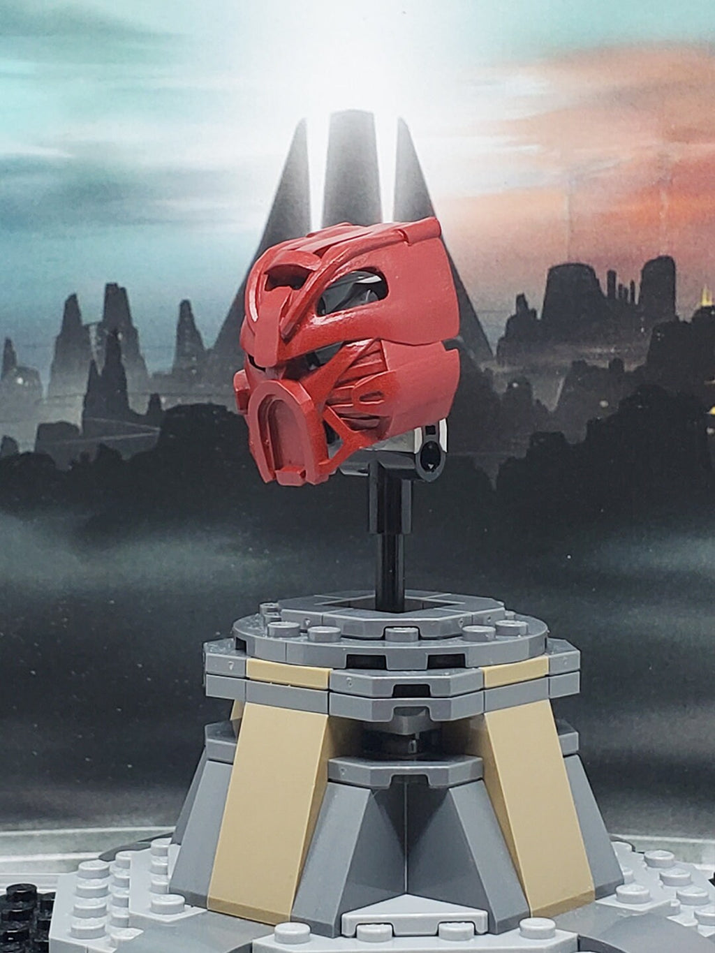 Adaptive Great Mask of Shielding | Great Kanohi Hau, Dark Red