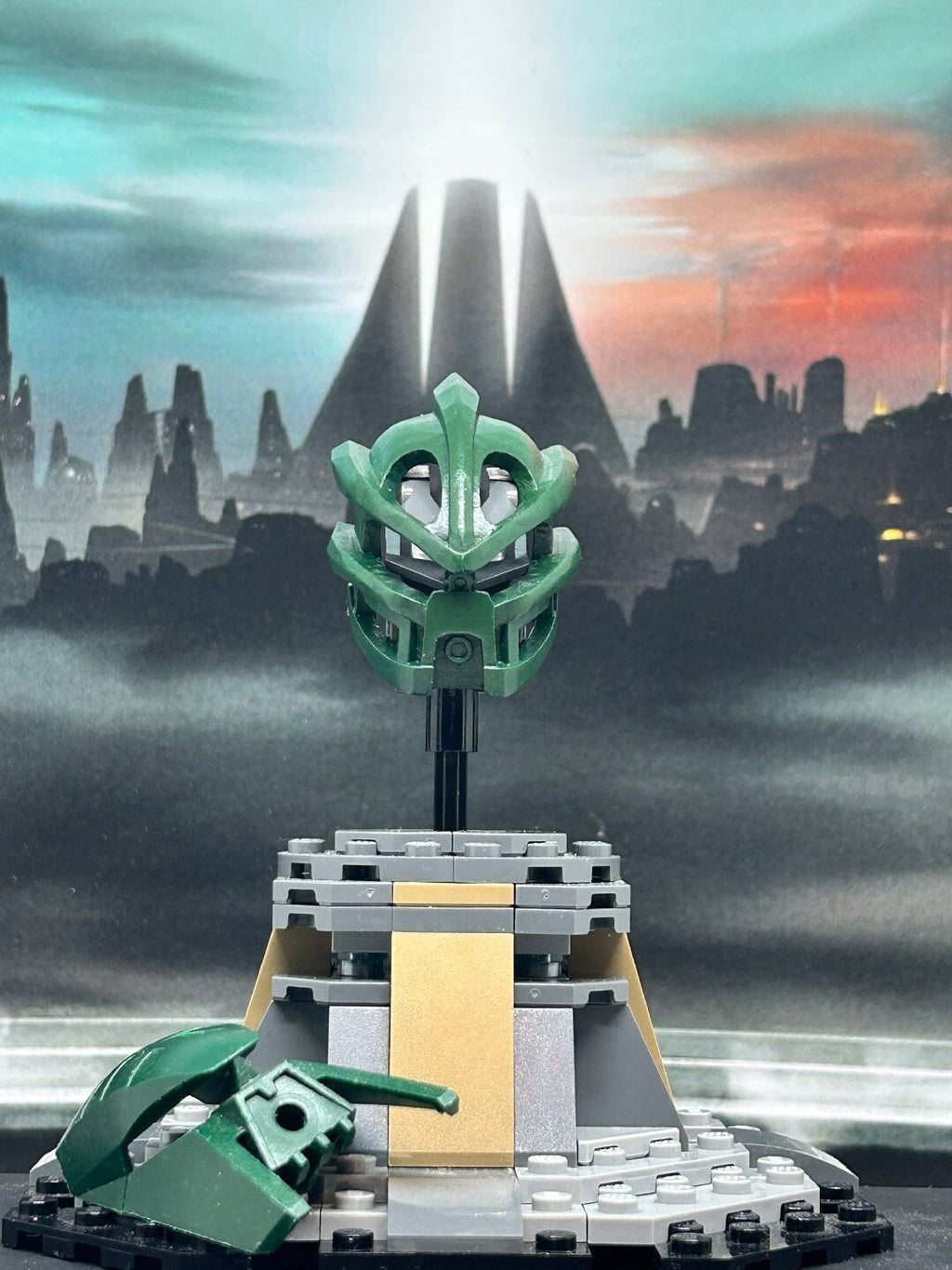 Mask of Levitation | Adaptive Miru, Metru Green (Dark Green)