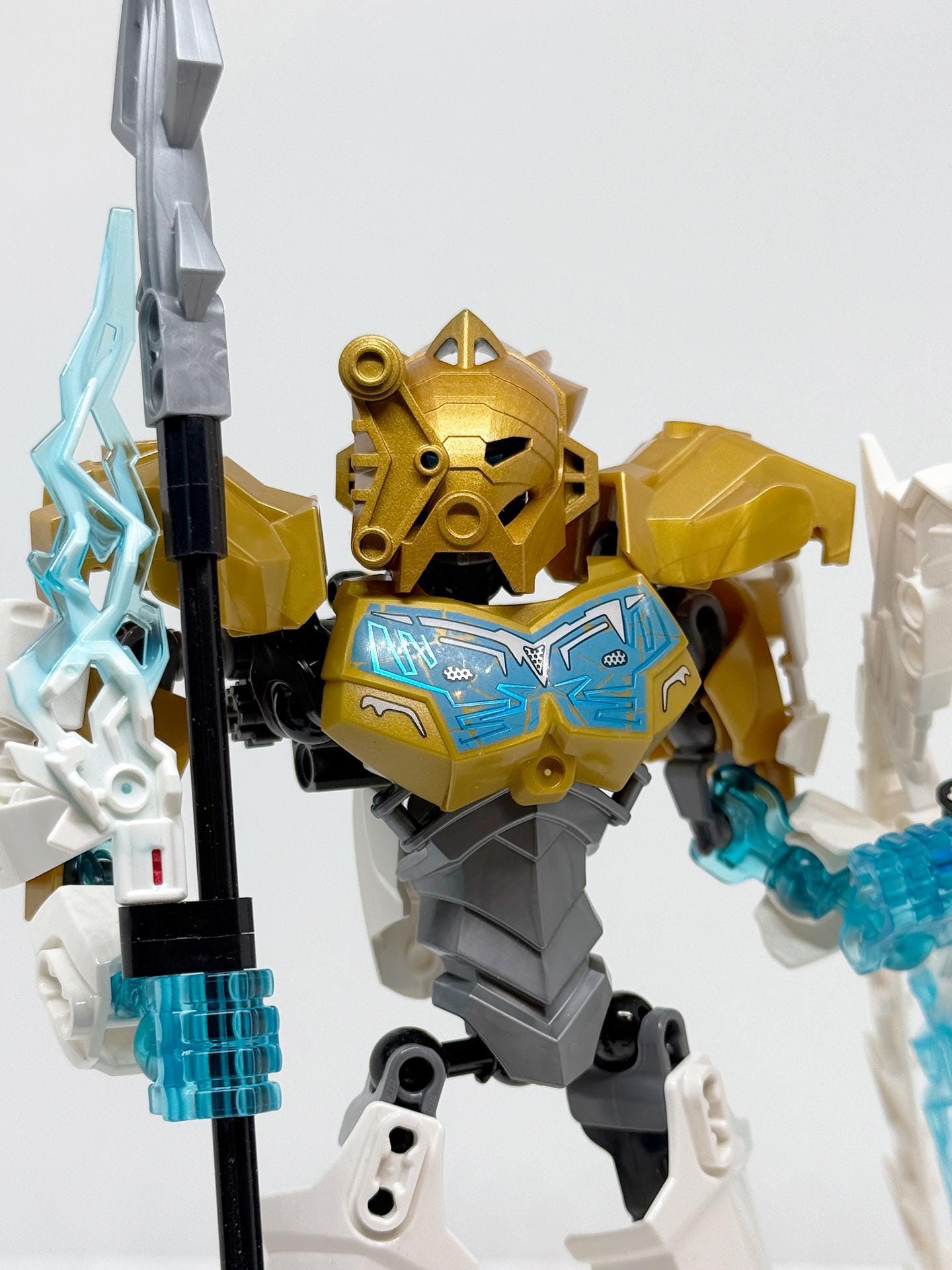 G2 Kanohi Rua | Wairuha's Mask, Pearl Gold, G2 Compatible